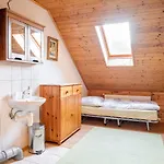 Penzion Dolinkagapel Valaska Bela
