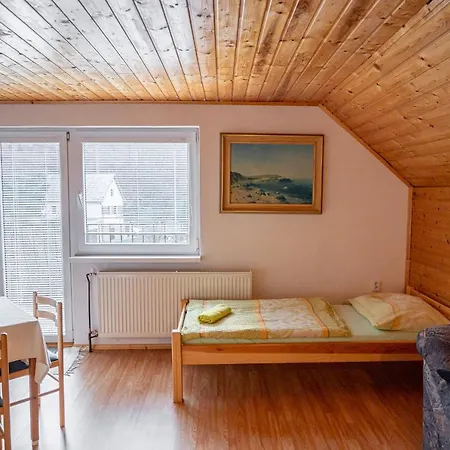 Penzion Dolinkagapel Valaska Bela