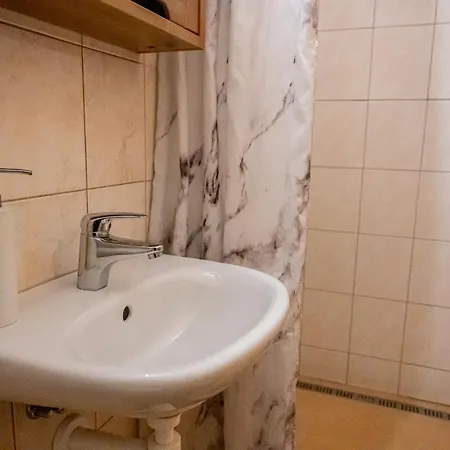 Guest house Penzion Dolinkagapel Valaska Bela